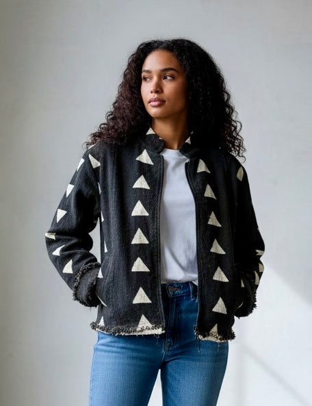 CROPPED JACKET black w white triangles size small